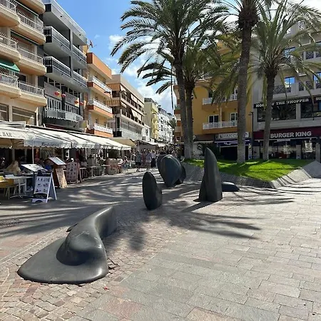 Cristianos, Ocean And Harbour View, Pedestrian