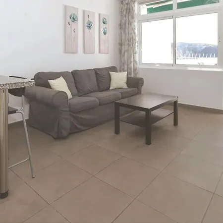 Cristianos, Ocean And Harbour View, Pedestrian Apartament *