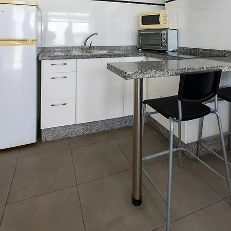 Cristianos, Ocean And Harbour View, Pedestrian Apartment