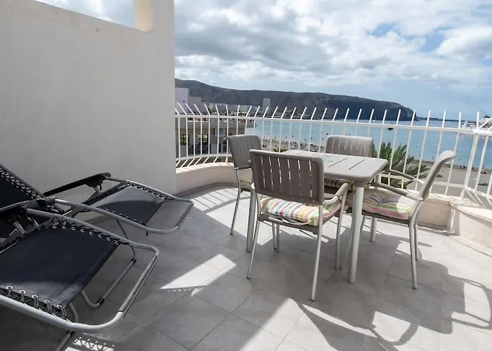 Cristianos, Ocean And Harbour View, Pedestrian *