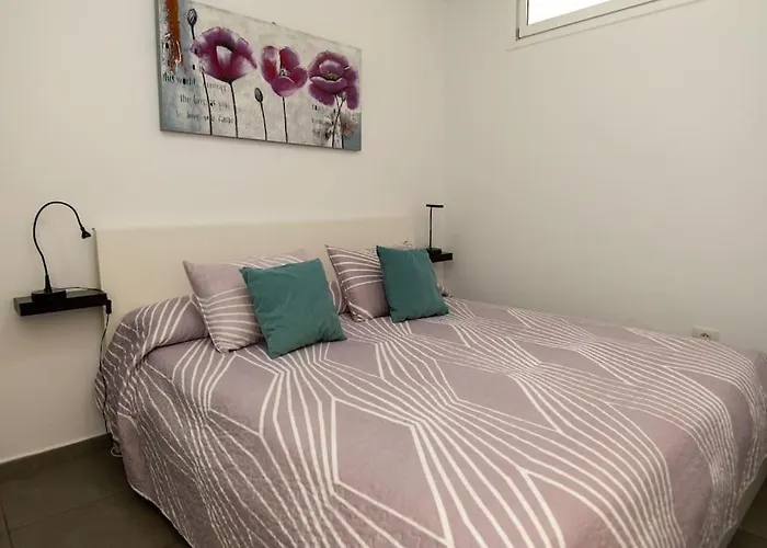 Cristianos, Ocean And Harbour View, Pedestrian Apartament