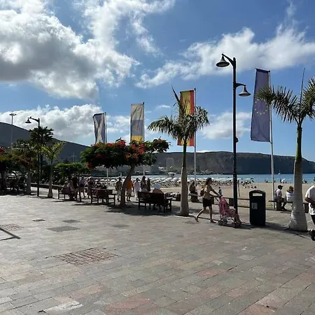 Apartmán Cristianos, Ocean And Harbour View, Pedestrian *
